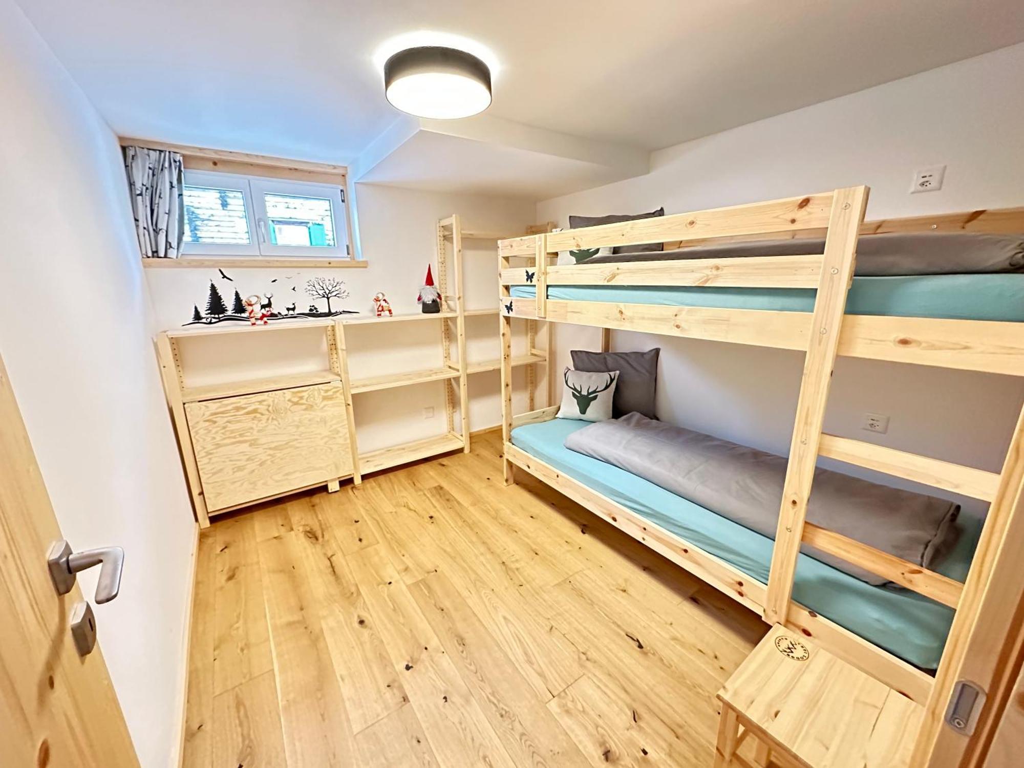 Yeti Lodge Sedrun Eksteriør billede