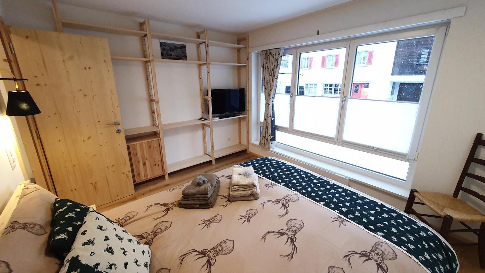 Yeti Lodge Sedrun Værelse billede