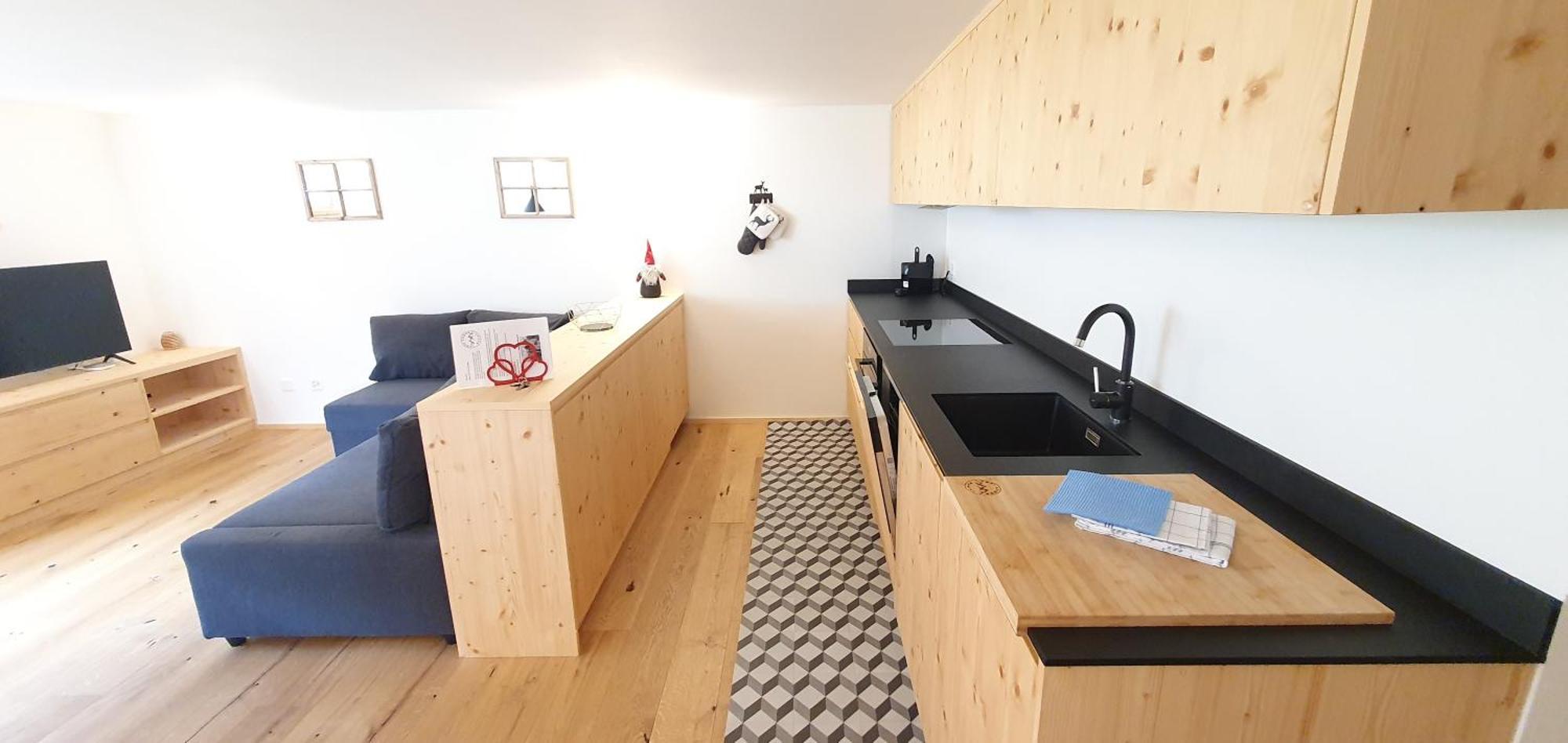 Yeti Lodge Sedrun Eksteriør billede
